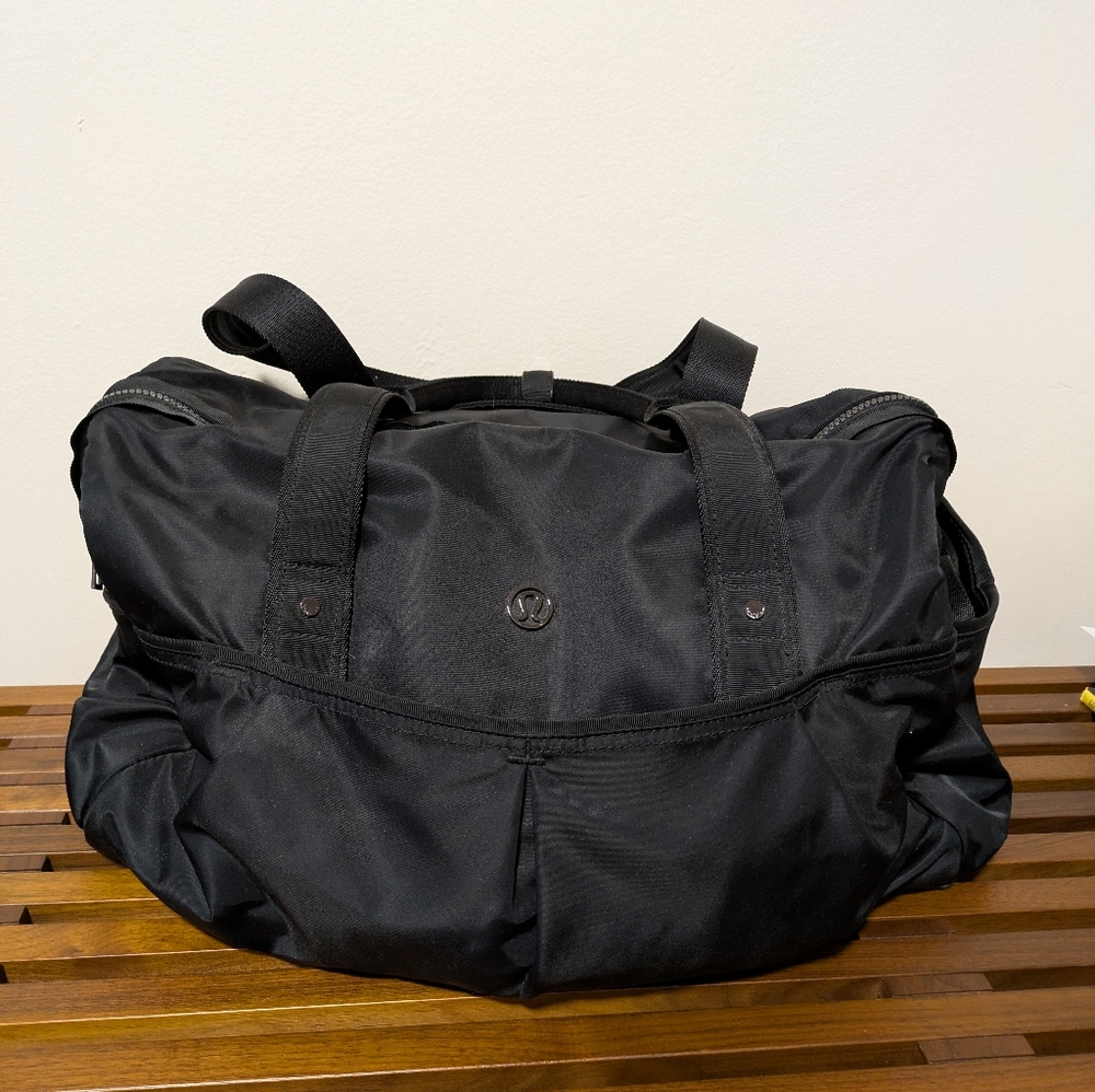 Lululemon Black Duffel Gym Bag